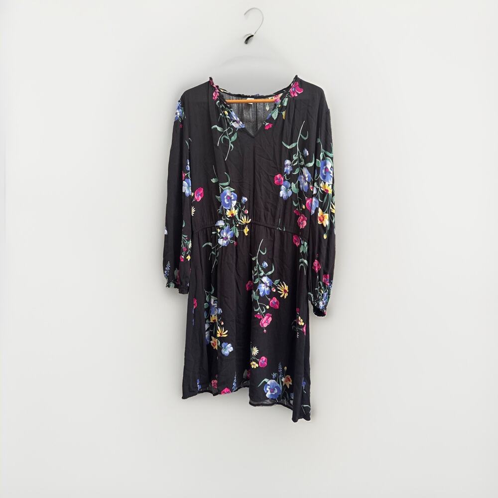 OLD NAVY Women's XL Black Floral Long Sleeved‎ Pintuck V-Neck Shirt Shift Dress